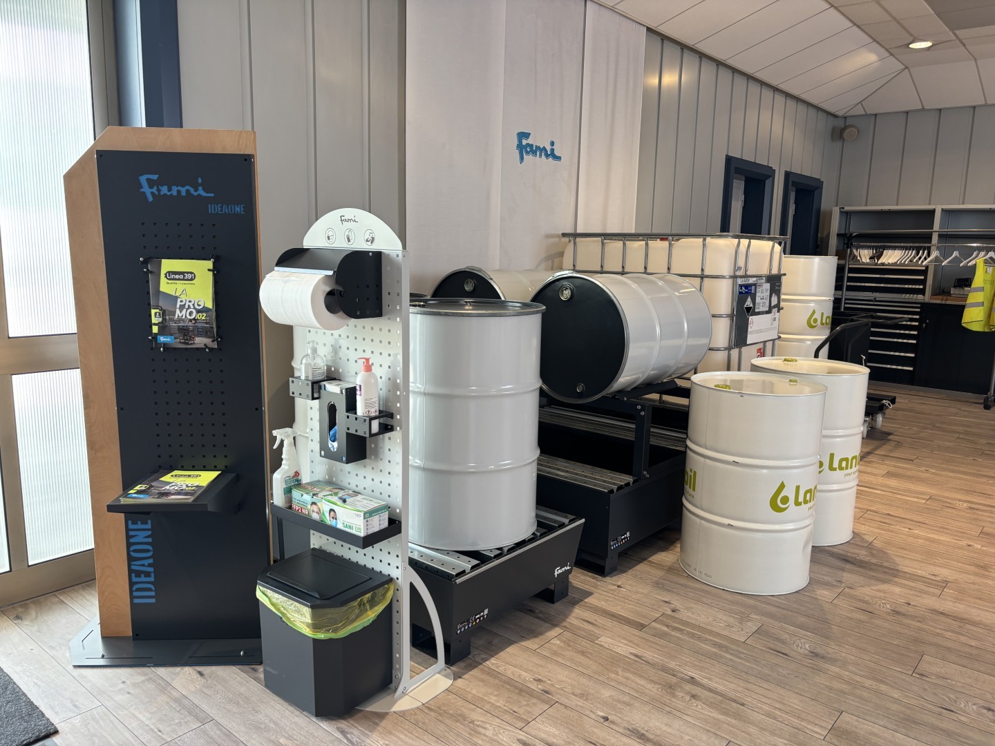 Garage flooring and wall cladding inspiration